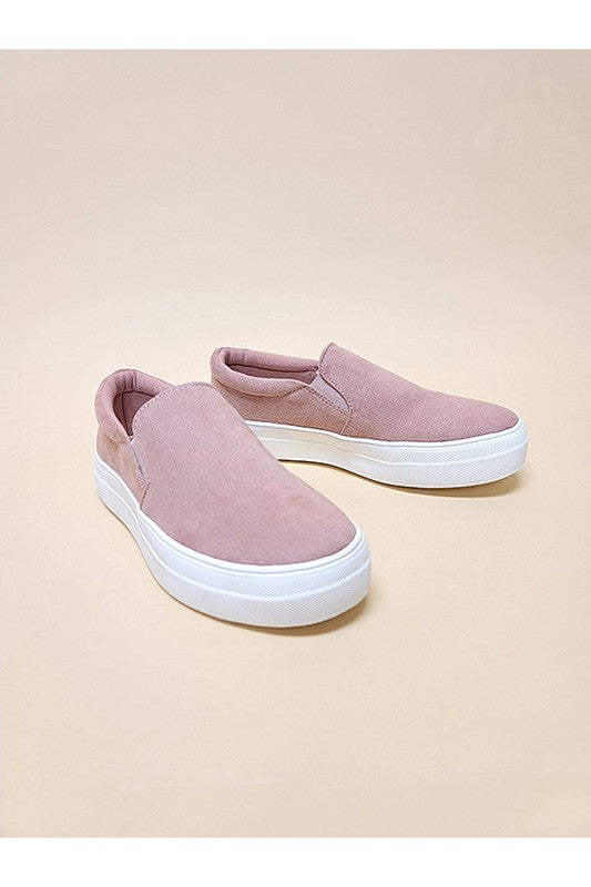 HIKE-SLIP ON CASUAL SNEAKERS king-general-store-5710.myshopify.com