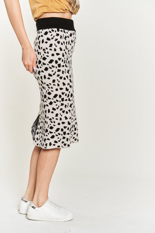 PLUS ANIMAL PRINT SWEATER SKIRT king-general-store-5710.myshopify.com