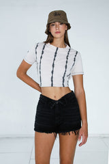 Front Ribbon Shape Design Black Denim Shorts