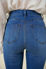 Curvy Classic Flare Jeans king-general-store-5710.myshopify.com