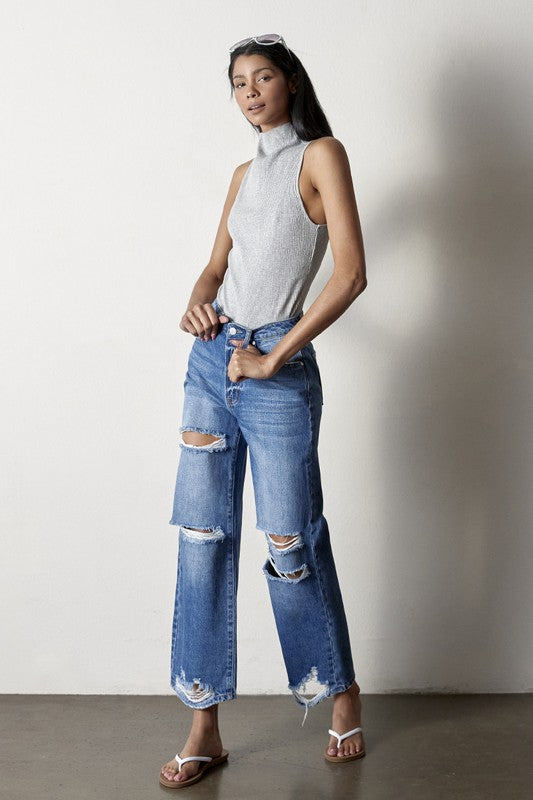 Button Closure Destructed Straight Jeans