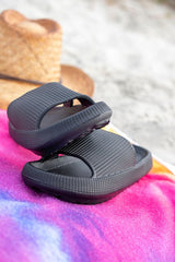 Black Insanely Comfy Beach or Casual Slides king-general-store-5710.myshopify.com