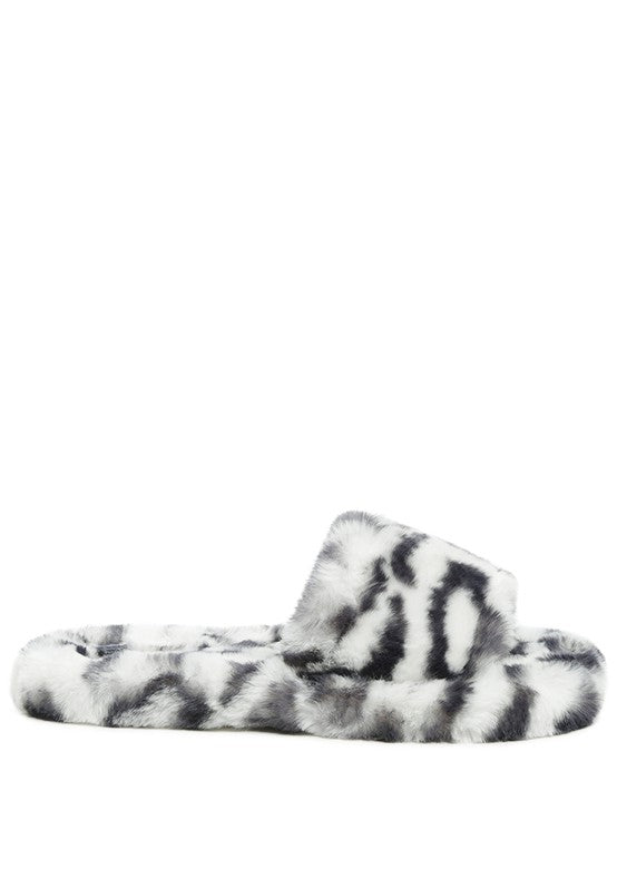 Snuggle-In Indoor Fur Slippers king-general-store-5710.myshopify.com