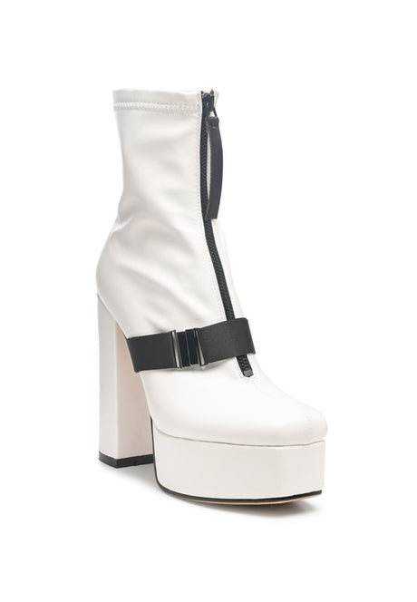 BOOMER CHUNKY HIGH BLOCK HEEL BOOTS king-general-store-5710.myshopify.com