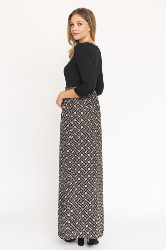 Quarter Sleeve Maxi Dress