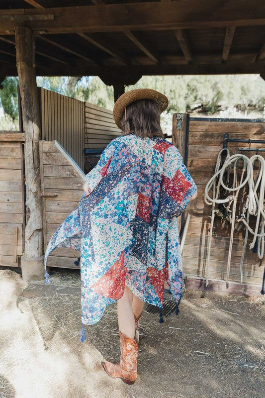 Allover Floral Print Kimono king-general-store-5710.myshopify.com