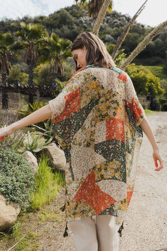 Allover Floral Print Kimono king-general-store-5710.myshopify.com