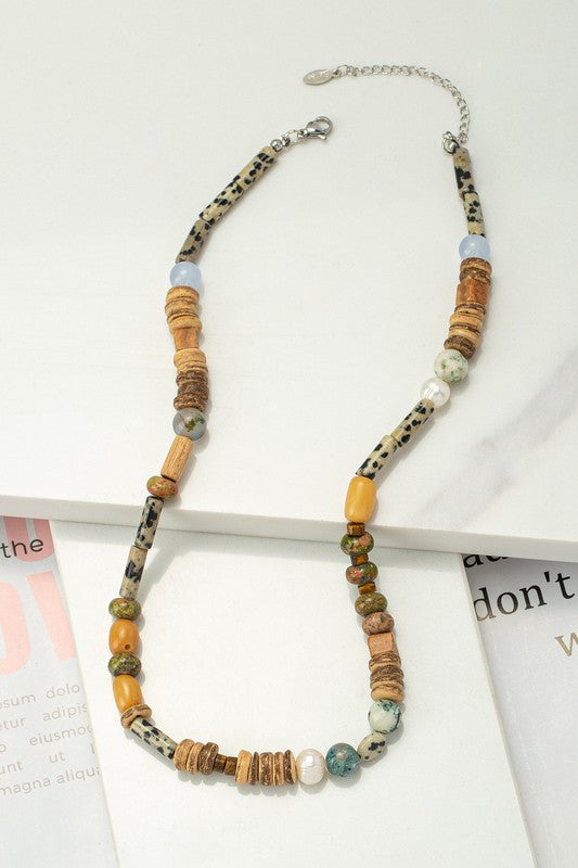 PREMIUM SEMI PRECIOUS BEAD AND WOOD NECKLACE king-general-store-5710.myshopify.com