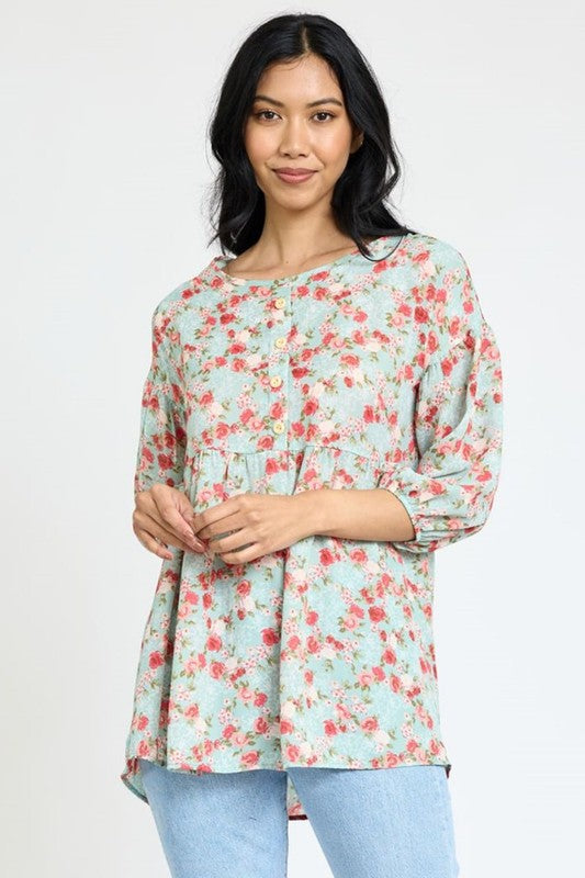 Lightweight Button Accent Ditsy Floral Tunic Top