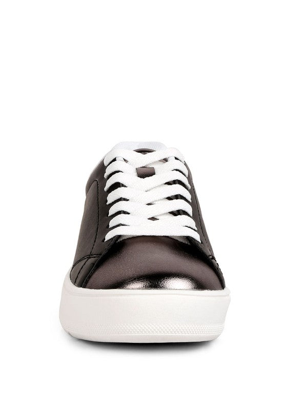 Dory Metallic Accent Sneakers king-general-store-5710.myshopify.com