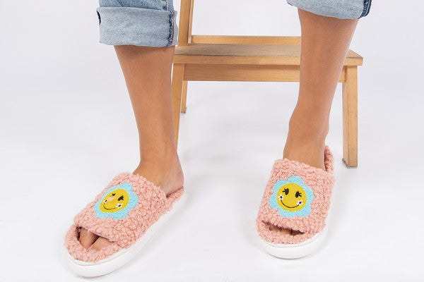 HappyDays - Women's Slide on Slippers king-general-store-5710.myshopify.com