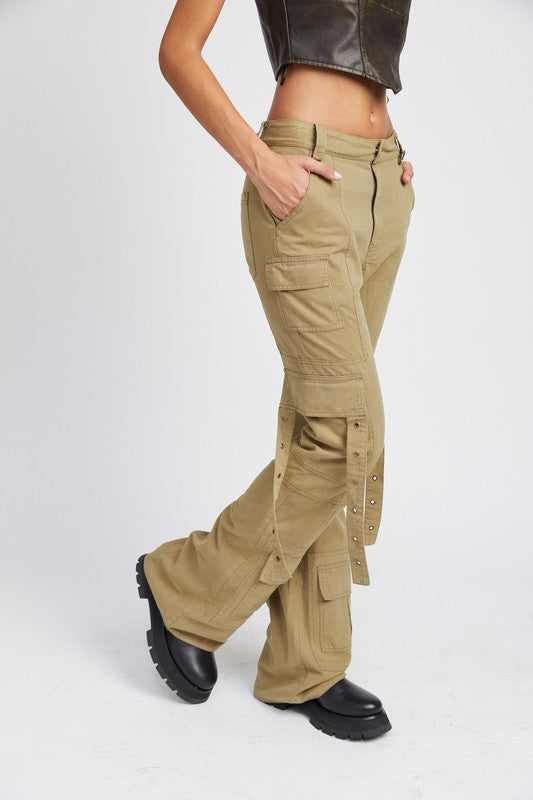 LOW WAIST CARGO FLARED PANTS king-general-store-5710.myshopify.com