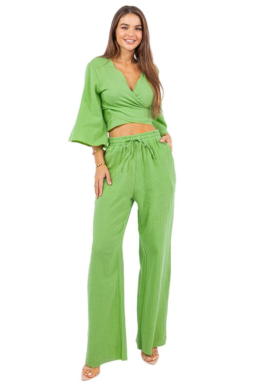 Green Crop Top Pants Set king-general-store-5710.myshopify.com