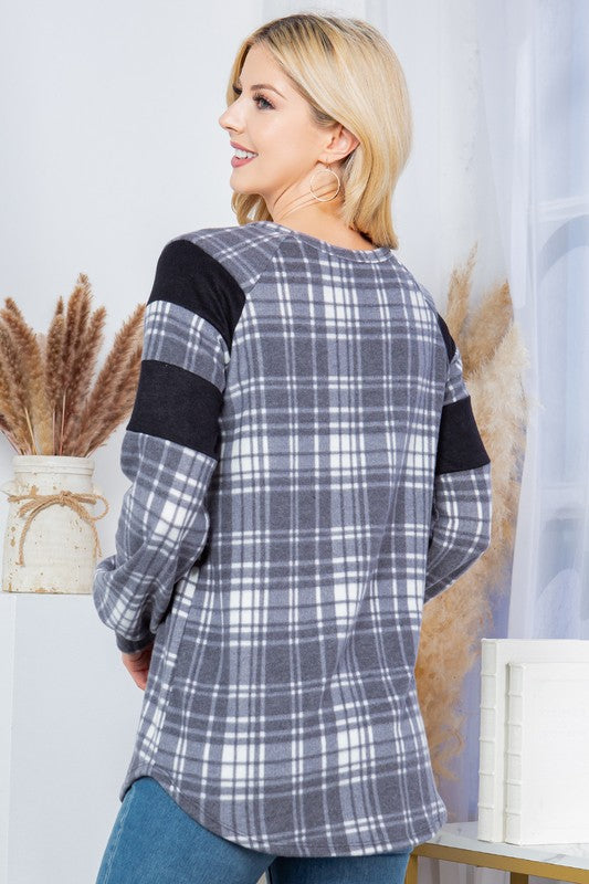 Charcoal Plaid Pullover Sweater king-general-store-5710.myshopify.com