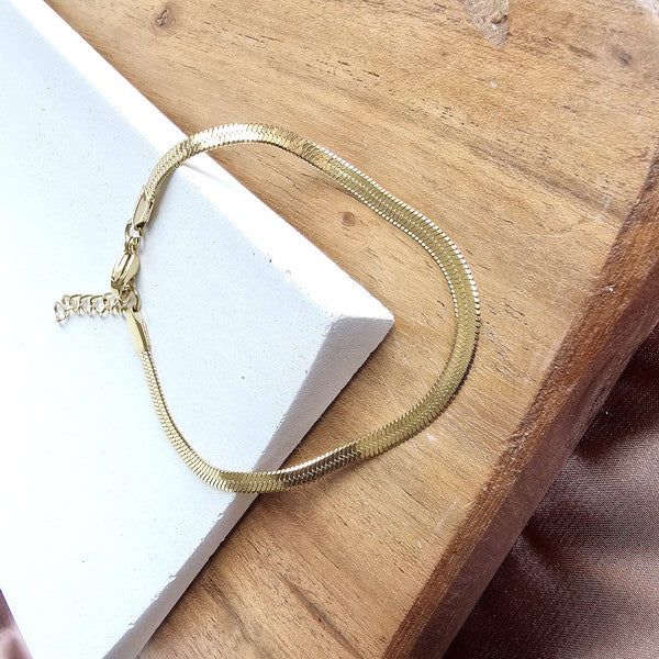 Luxe Gold Herringbone Bracelet king-general-store-5710.myshopify.com