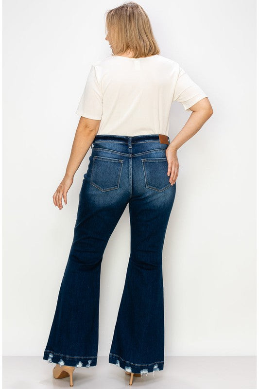 PLUS SIZE - MID RISE FLARE WITH DISTRESSED HEM king-general-store-5710.myshopify.com