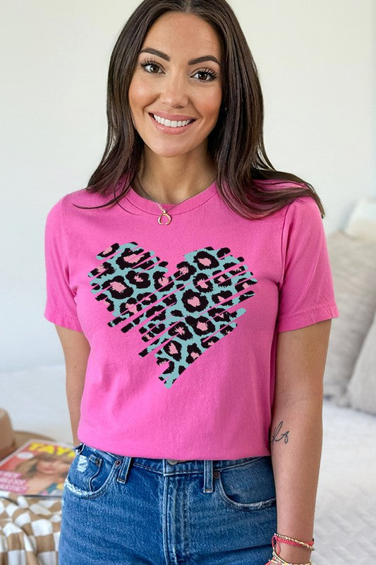 Valentine's Day Teal Leopard Heart Graphic Tee king-general-store-5710.myshopify.com