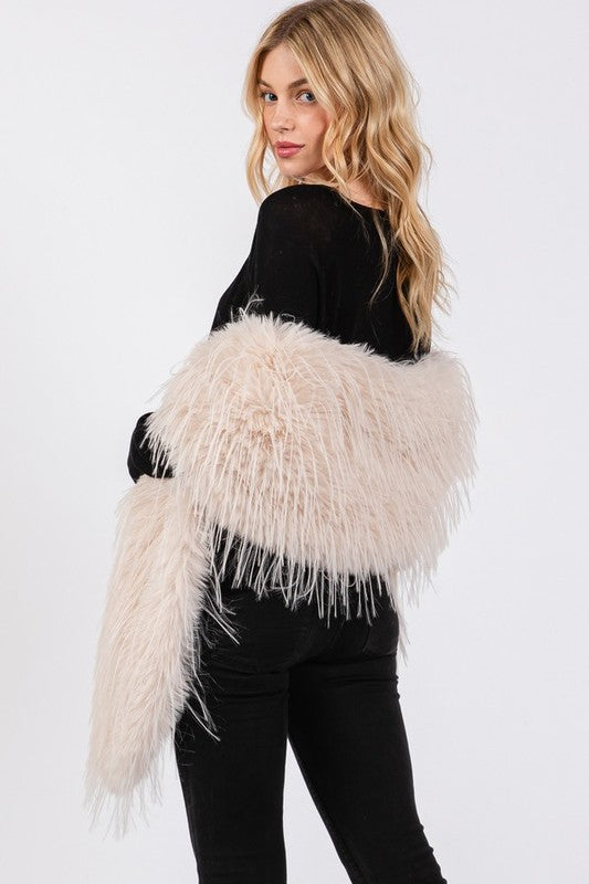 Faux Fur Iconic Pull Through Shawl