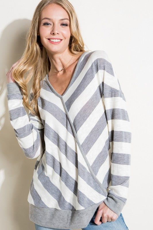 HACCI SLUB STRIPE V NECK TOP