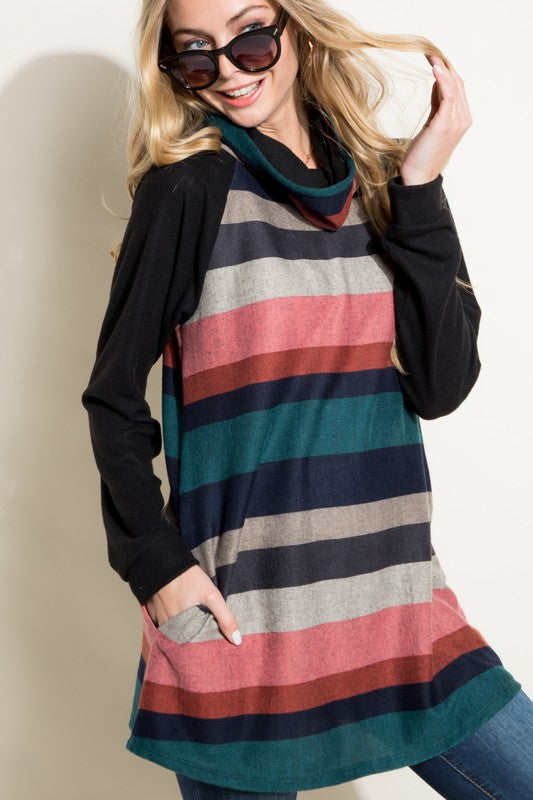 TURTLE NECK TUNIC TOP