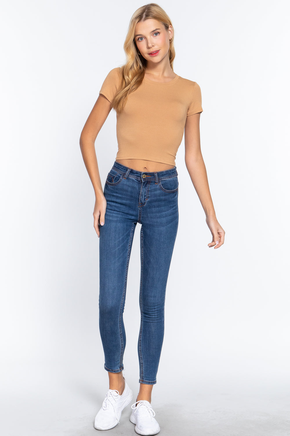 Short Sleeve Crew Neck Rib Crop Top in Honeycomb