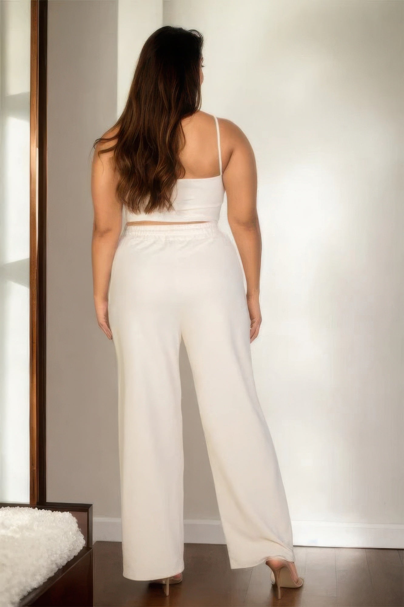 Plus White Bustier Crop Cami Top & Slant Pocket Straight Pants