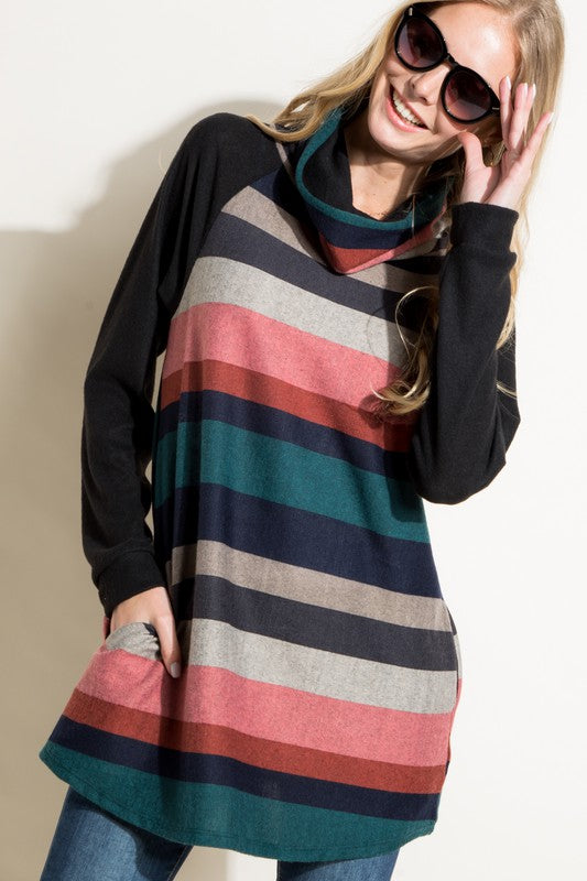 TURTLE NECK TUNIC TOP