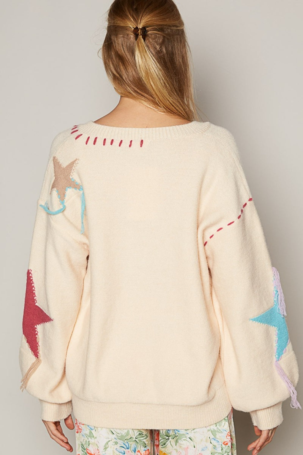 POL V-Neck Long Sleeve Star Fringe Sweater