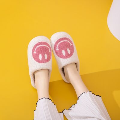 Melody Smiley Face Slippers king-general-store-5710.myshopify.com