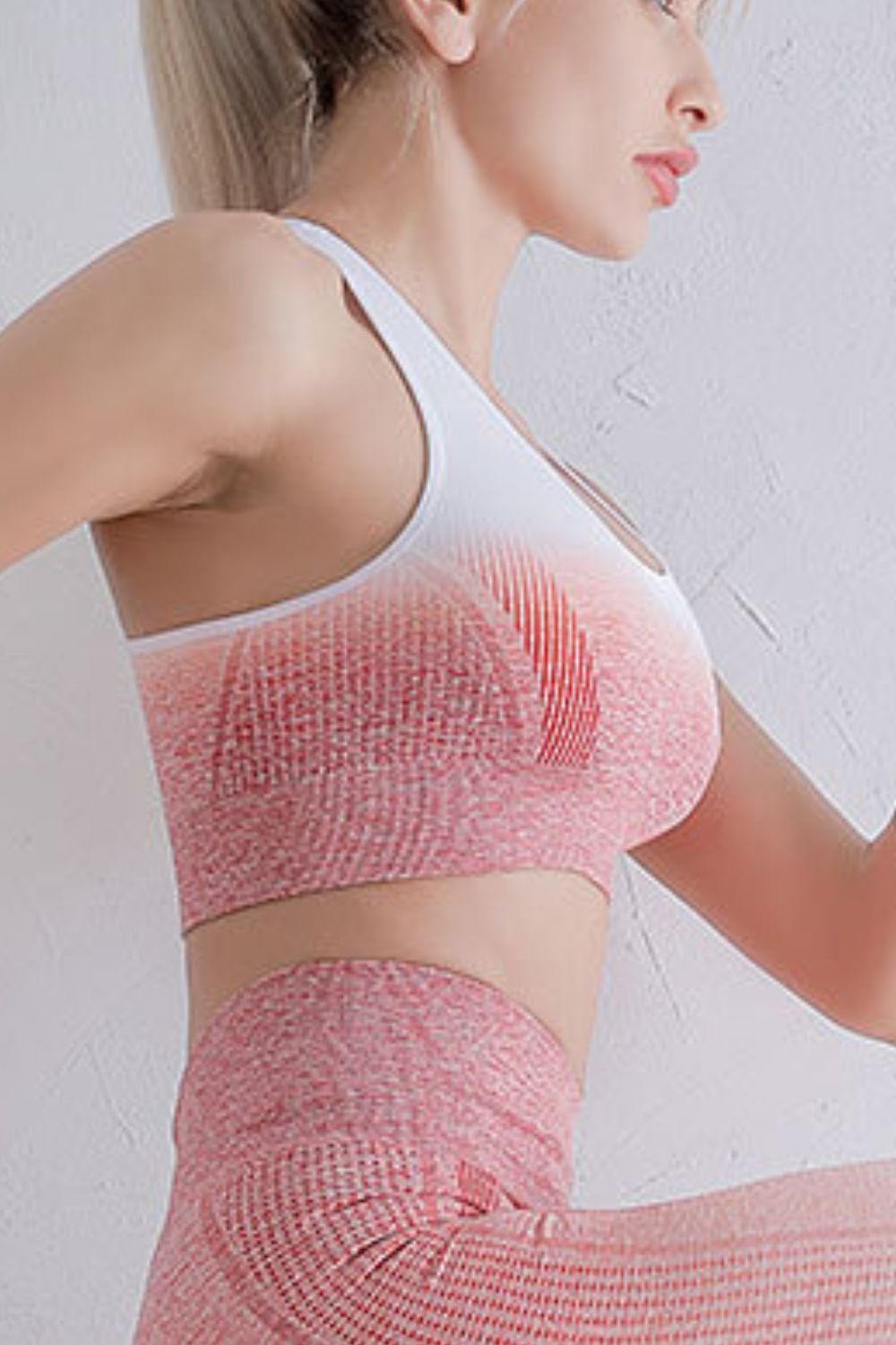 Gradient Racerback Sports Bra king-general-store-5710.myshopify.com