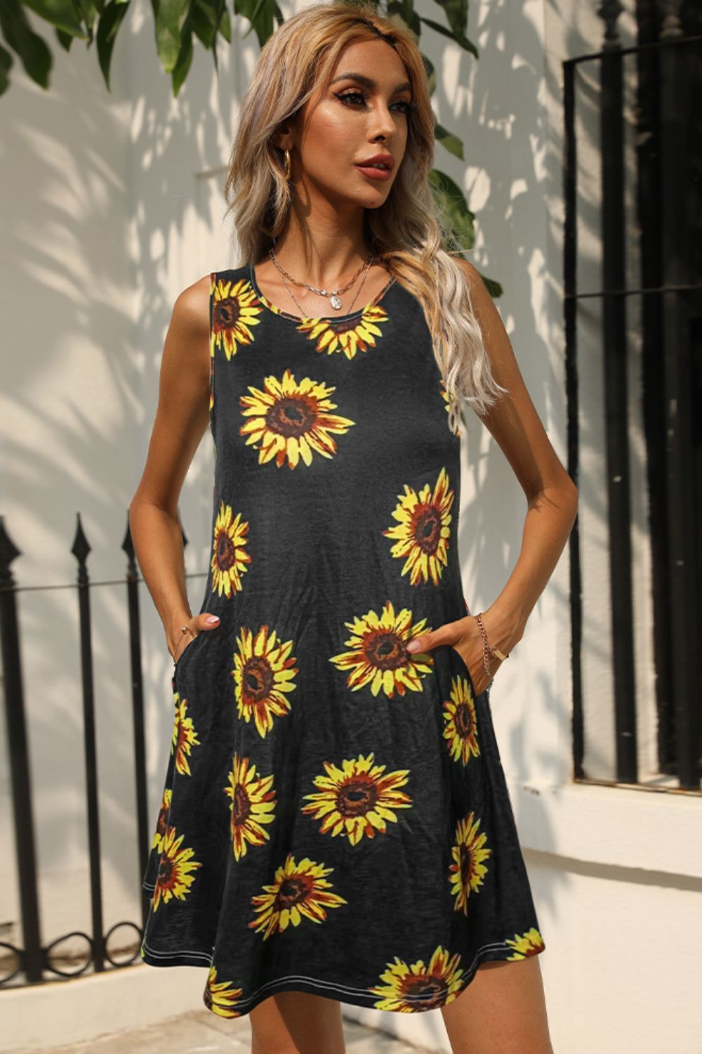 Printed Round Neck Sleeveless Dress with Pockets king-general-store-5710.myshopify.com