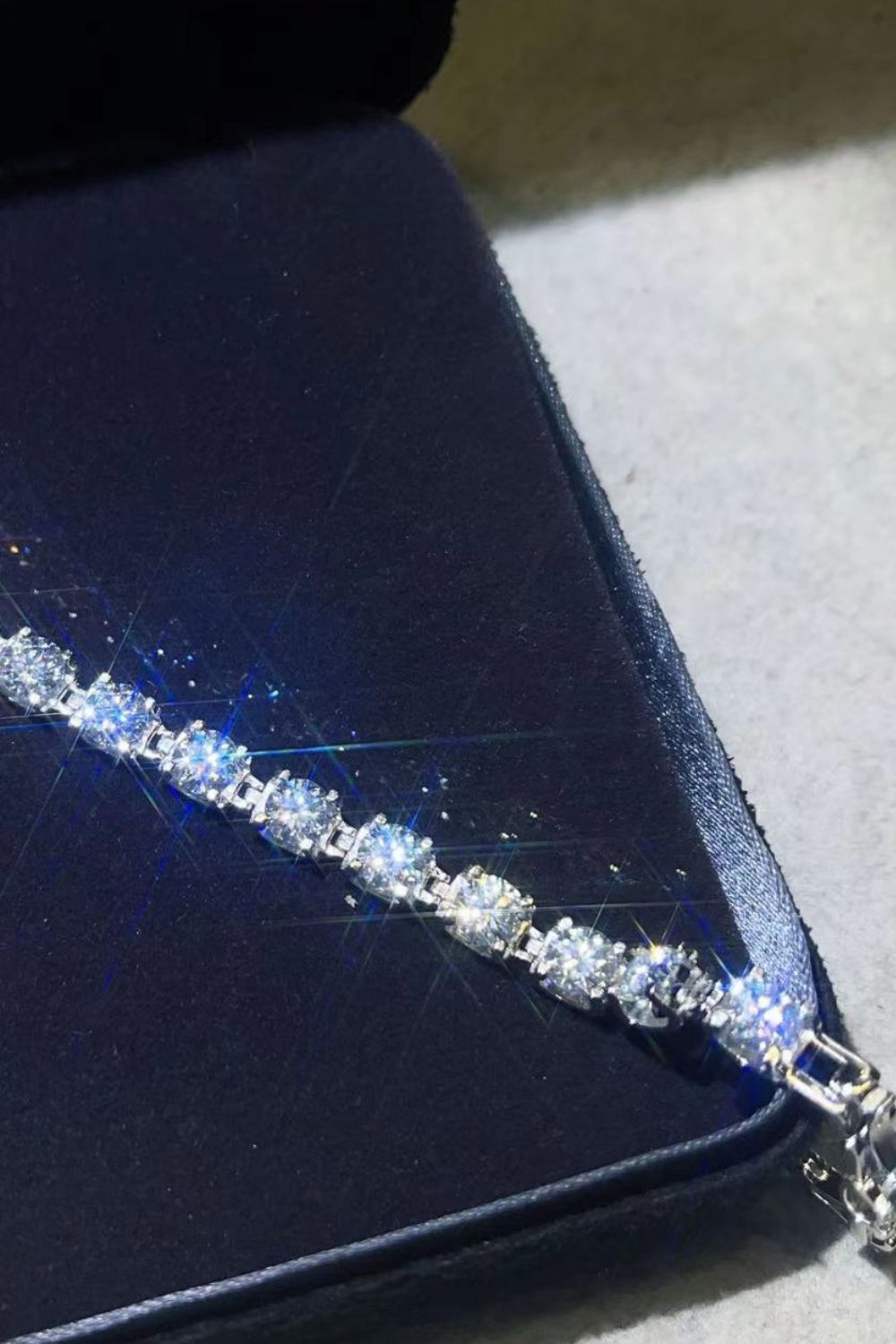 10 Carat Moissanite Platinum-Plated Bracelet - Kings Crown Jewel Boutique