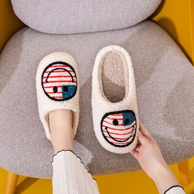 Melody Smiley Face Slippers king-general-store-5710.myshopify.com