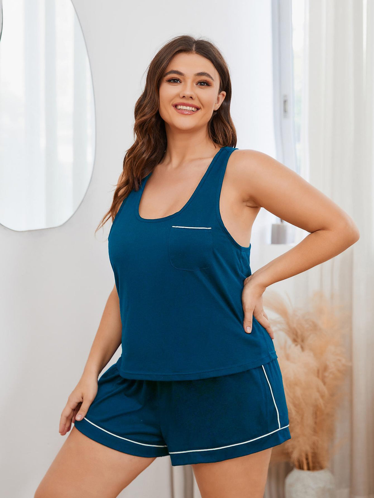 Plus Size Contrast Piping Racerback Tank and Shorts Lounge Set king-general-store-5710.myshopify.com