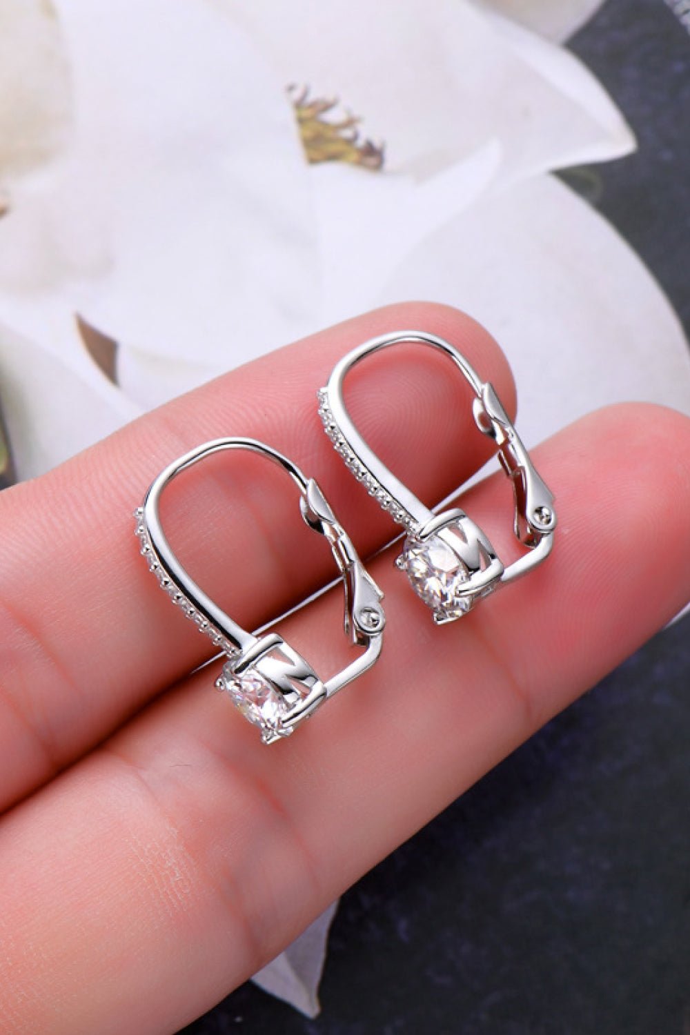 2 Carat Moissanite 925 Sterling Silver Earrings - Kings Crown Jewel Boutique