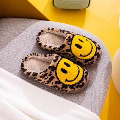 Melody Smiley Face Leopard Slippers king-general-store-5710.myshopify.com