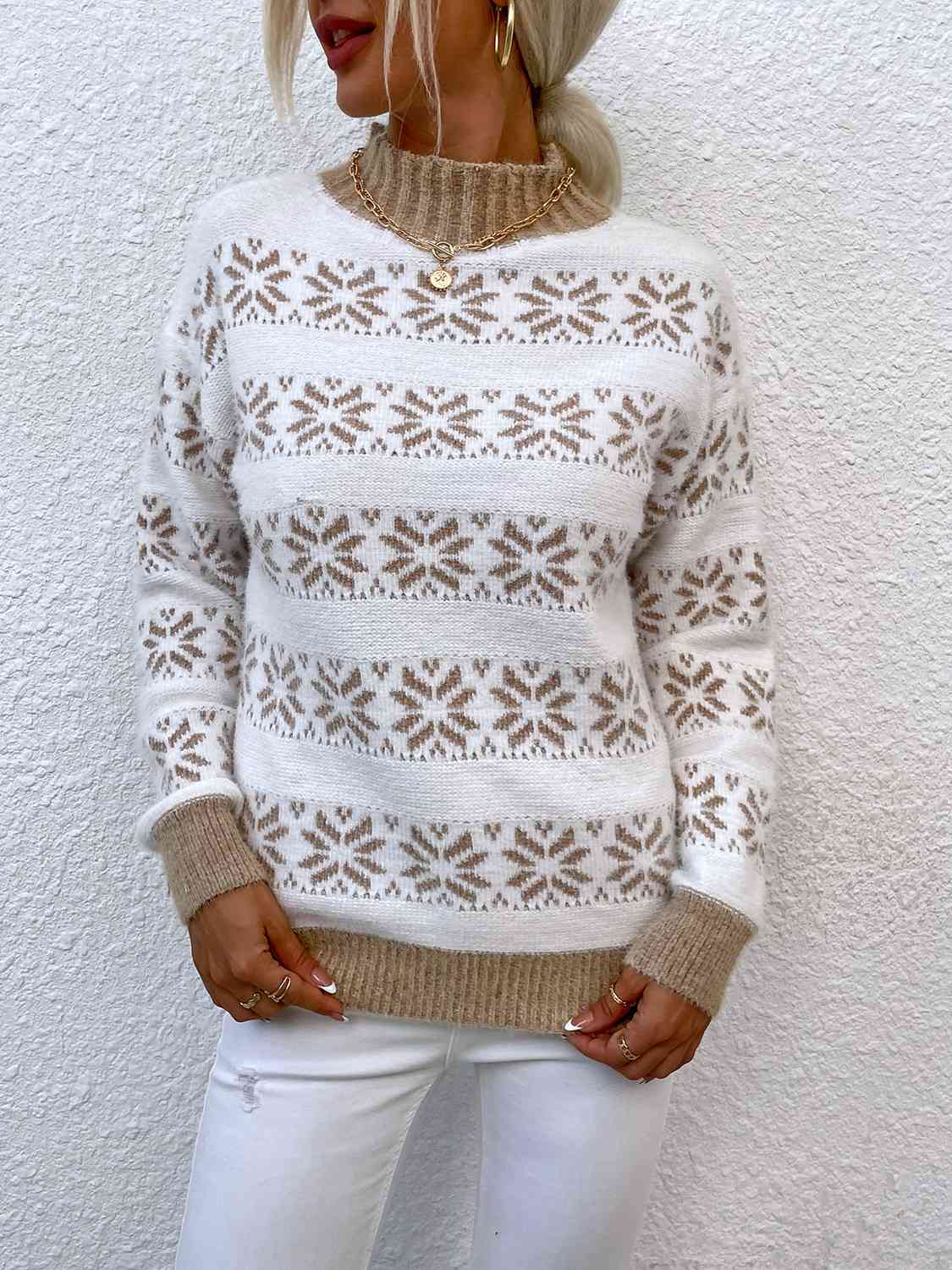 Snowflake Pattern Mock Neck Sweater king-general-store-5710.myshopify.com