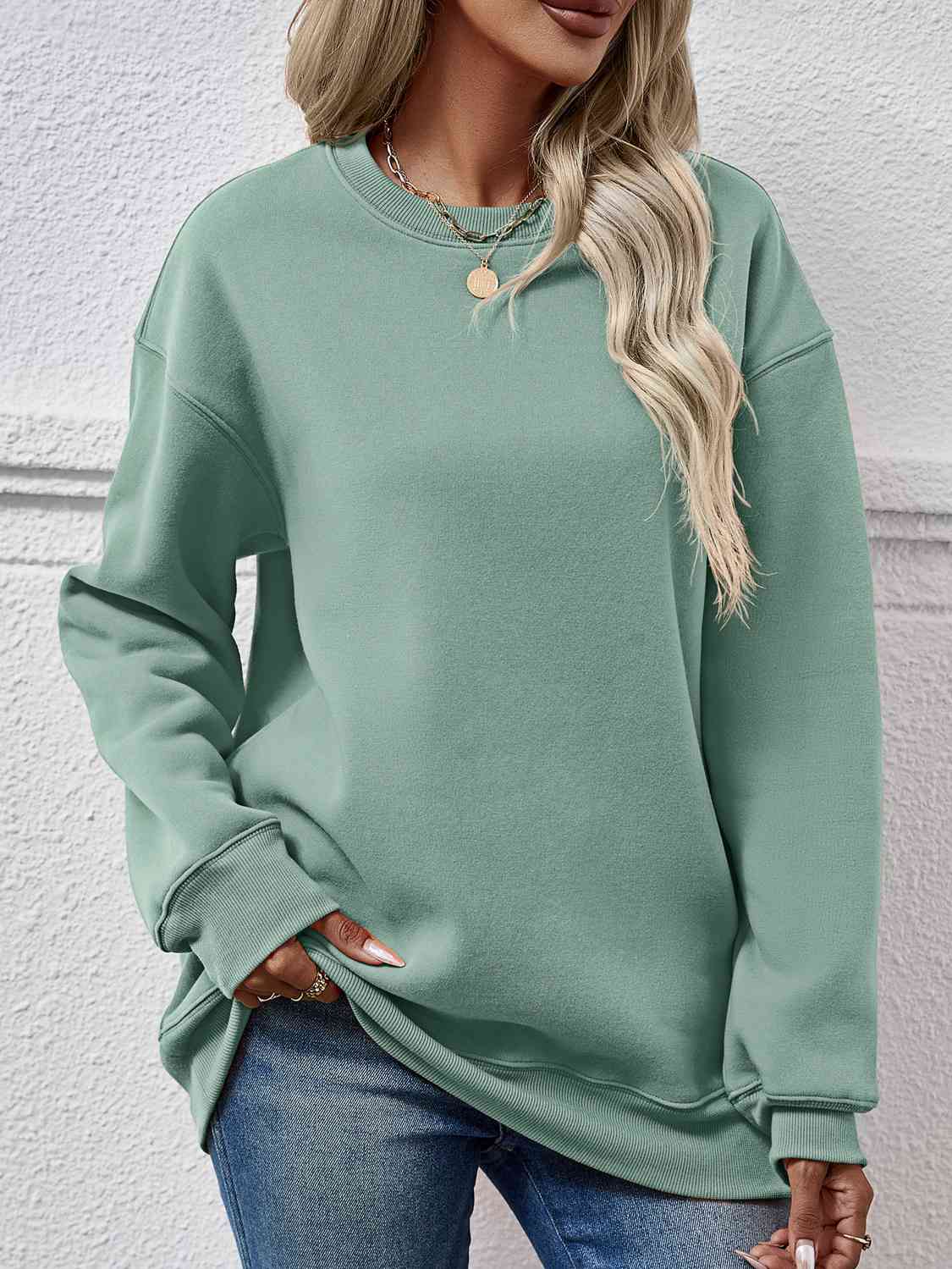 Round Neck Long Sleeve Sweatshirt king-general-store-5710.myshopify.com