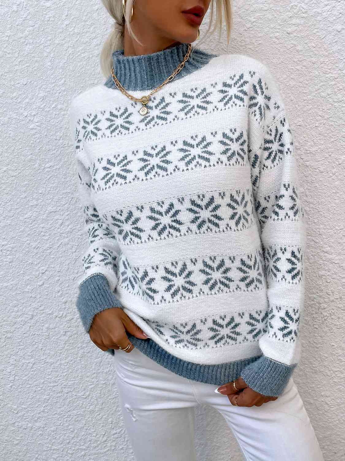 Snowflake Pattern Mock Neck Sweater king-general-store-5710.myshopify.com