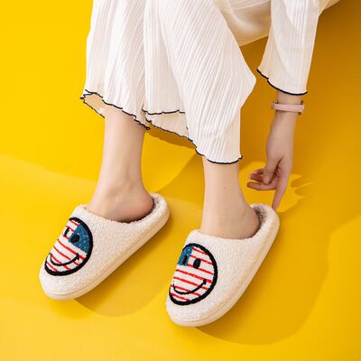 Melody Smiley Face Slippers king-general-store-5710.myshopify.com