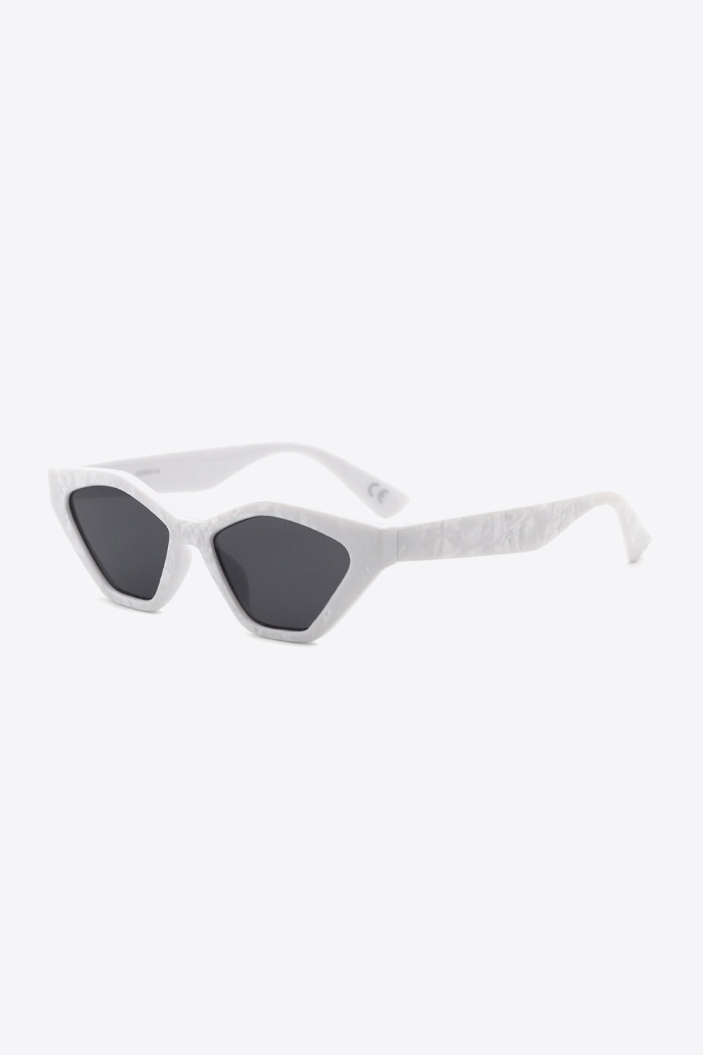 Cat Eye Polycarbonate Sunglasses king-general-store-5710.myshopify.com