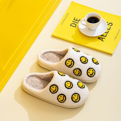 Melody Smiley Face Slippers king-general-store-5710.myshopify.com