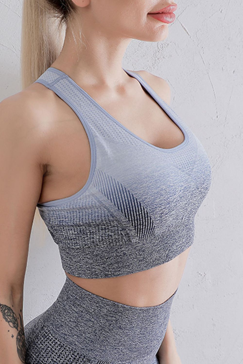 Gradient Racerback Sports Bra king-general-store-5710.myshopify.com