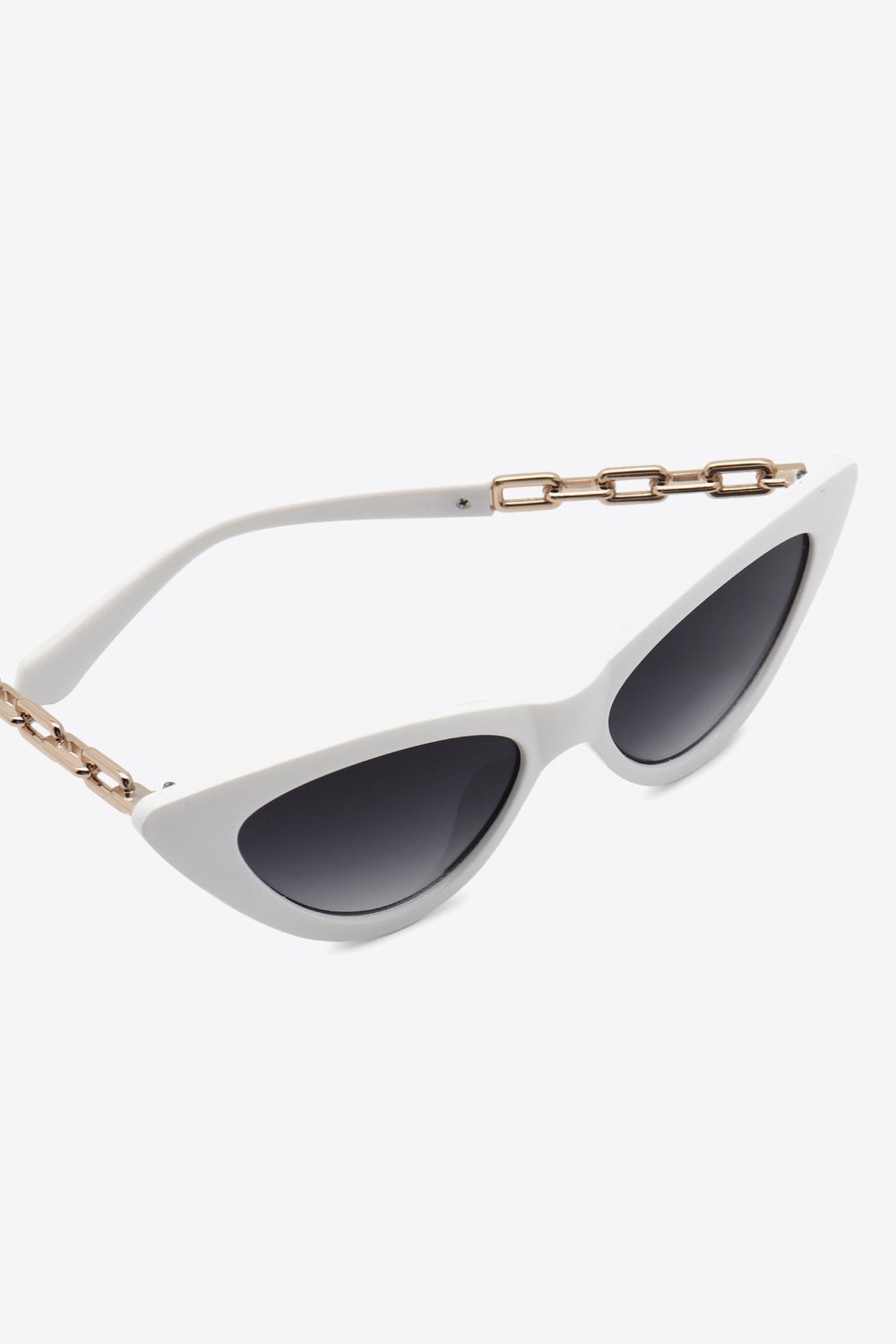 Chain Detail Cat-Eye Sunglasses king-general-store-5710.myshopify.com