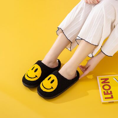 Melody Smiley Face Slippers king-general-store-5710.myshopify.com