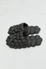 NOOK JOI Laid Back Bubble Slides in Black king-general-store-5710.myshopify.com