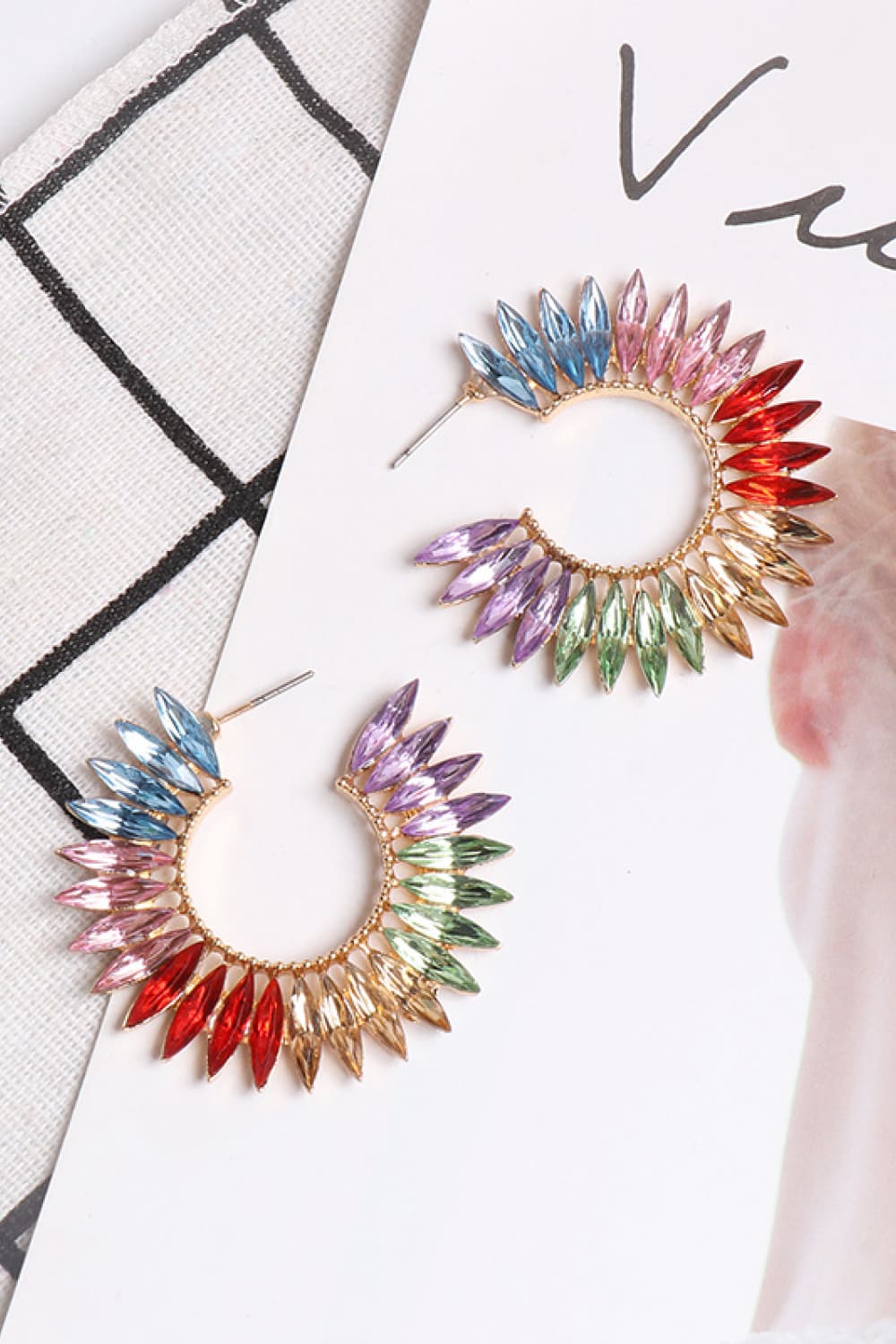 Zinc Alloy Acrylic C-Hoop Earrings king-general-store-5710.myshopify.com