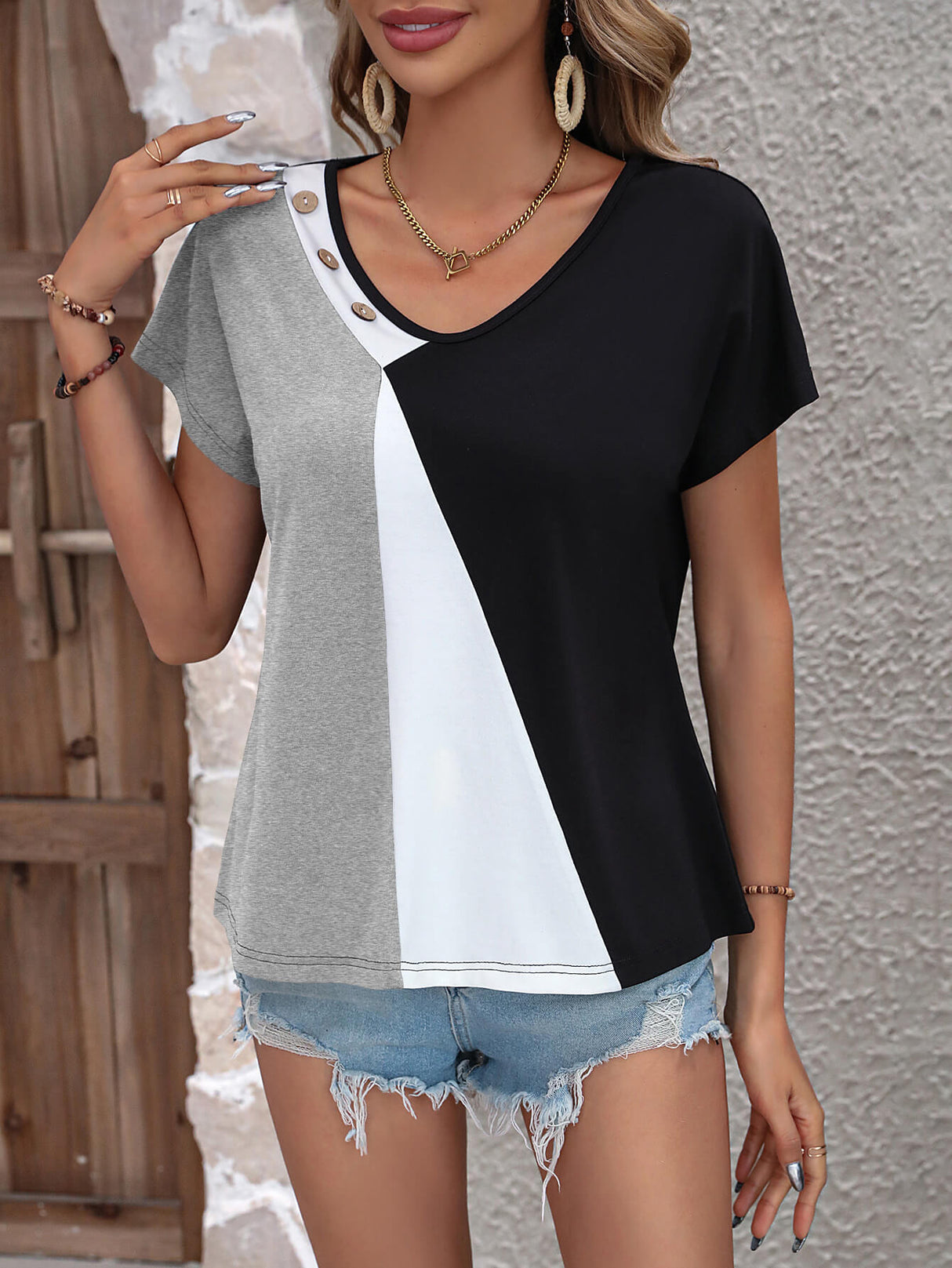 Color Block Decorative Button V-Neck Tee king-general-store-5710.myshopify.com