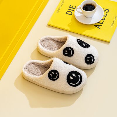 Melody Smiley Face Slippers king-general-store-5710.myshopify.com