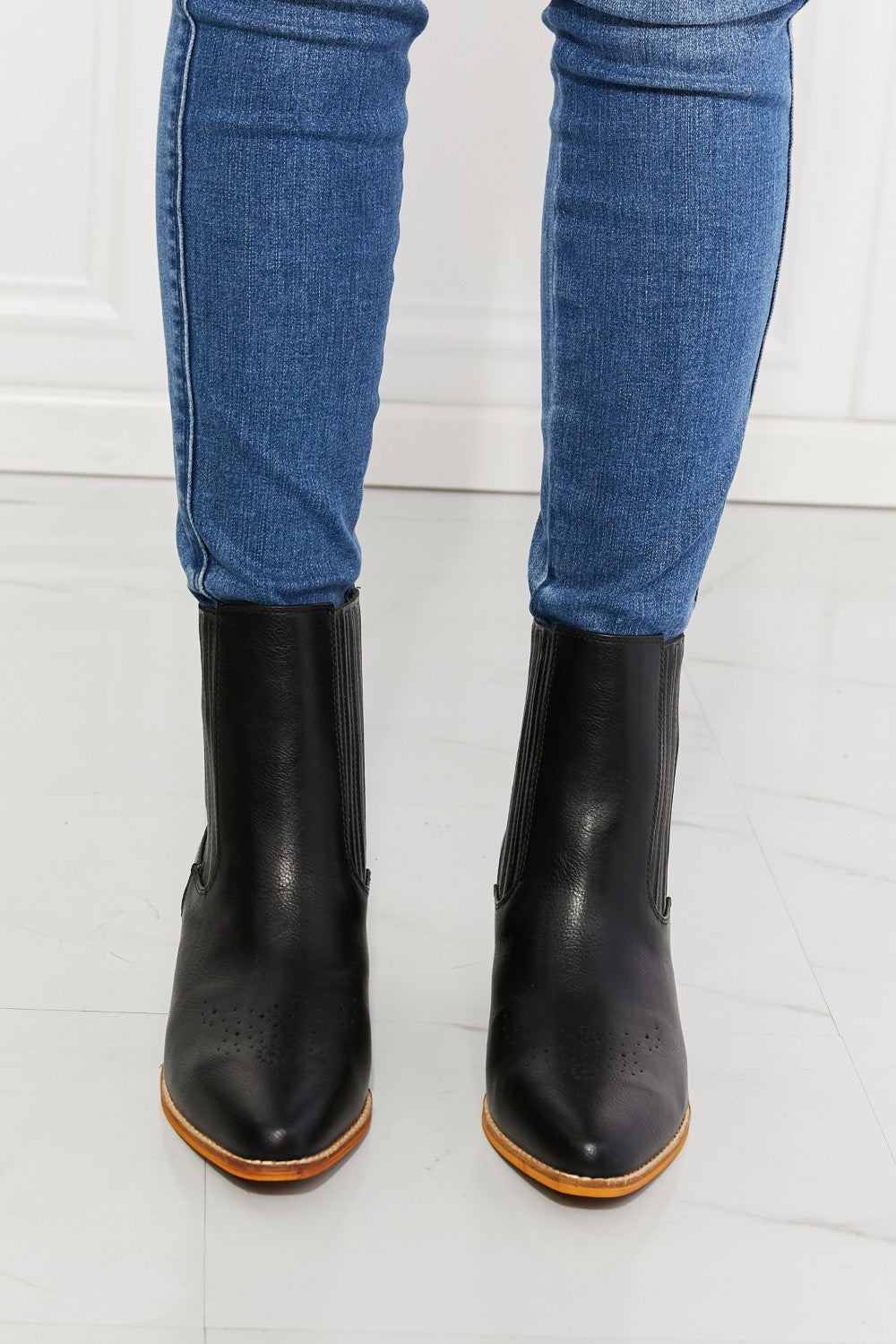 MMShoes Love the Journey Stacked Heel Chelsea Boot in Black king-general-store-5710.myshopify.com